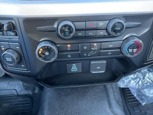 New 2025 Ford F350 XL w/ XL Chrome Package image 43