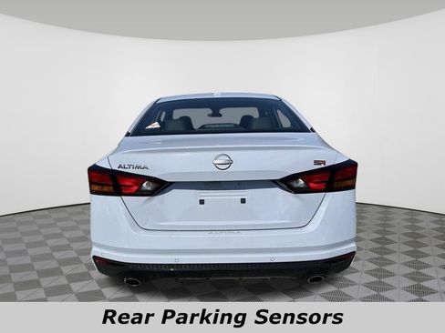 Certified 2025 Nissan Altima 2.5 SR FWD image 13