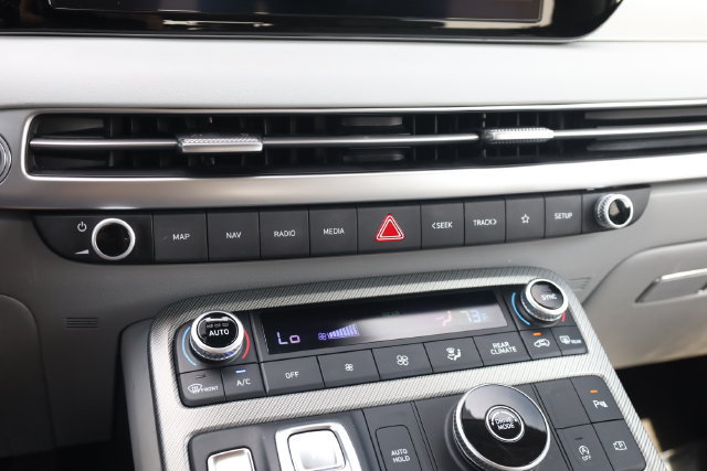 Used 2024 Hyundai Palisade SEL FWD image 18