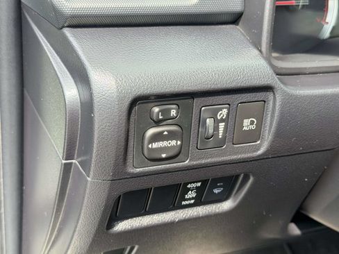 Used 2022 Toyota 4Runner TRD Sport AWD/4WD image 19