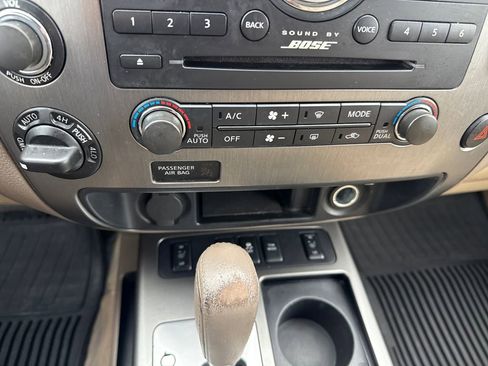 Used 2015 Nissan Armada Platinum image 40