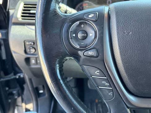 Used 2017 Honda Pilot EX-L image 11