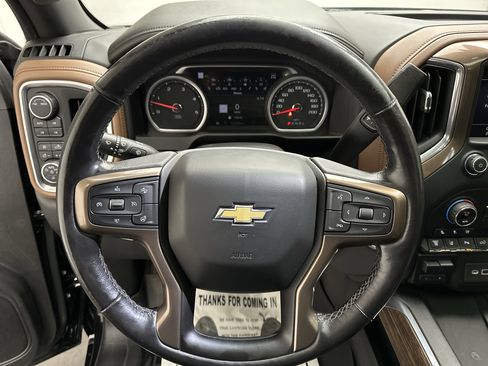 Used 2020 Chevrolet Silverado 2500 High Country image 34