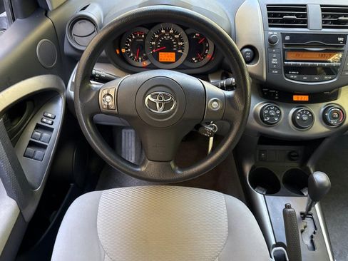 Used 2011 Toyota RAV4 4WD w/ Upgrade Value Pkg image 26