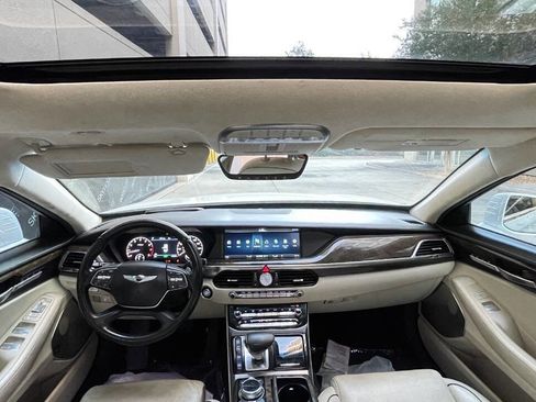 Used 2017 Genesis G90 3.3T Premium image 12