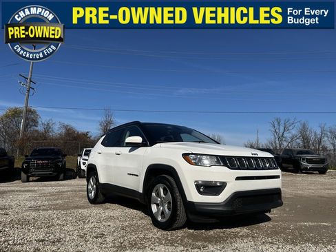 Used 2018 Jeep Compass Latitude w/ Popular Equipment Group image 3