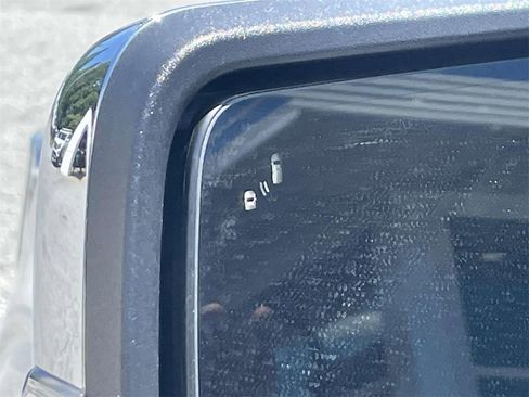 Used 2022 Ford F150 Platinum image 14