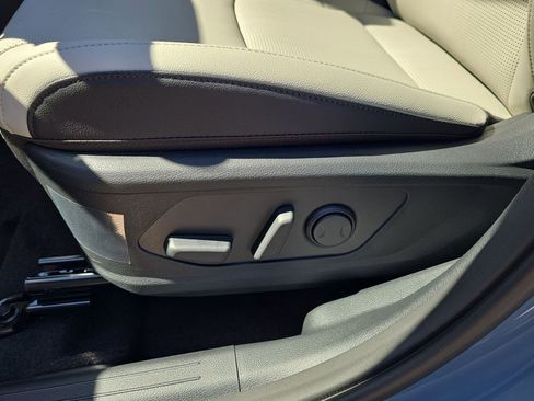 New 2026 Kia Sportage EX image 21