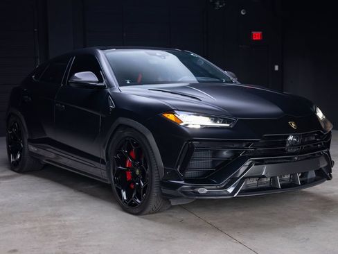 Used 2024 Lamborghini Urus Performante AWD/4WD image 9