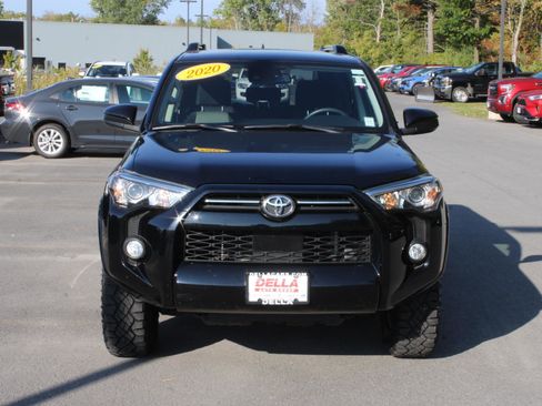 Certified 2020 Toyota 4Runner SR5 image 2