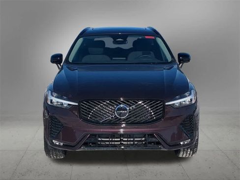 New 2026 Volvo XC60 B5 Plus w/ Protection Package Premier image 9