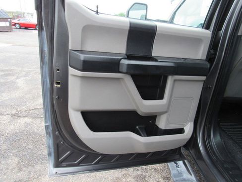 Used 2018 Ford F550 2WD Crew Cab Super Duty image 34