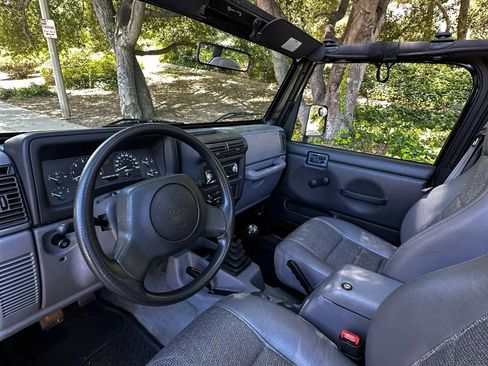 Used 1997 Jeep Wrangler SE AWD/4WD image 28
