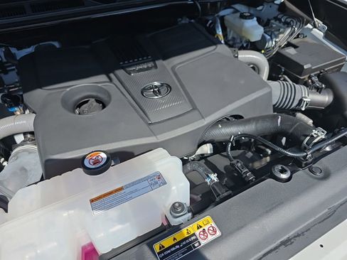 Used 2025 Toyota Tundra SR5 w/ SR5 Premium Package image 35