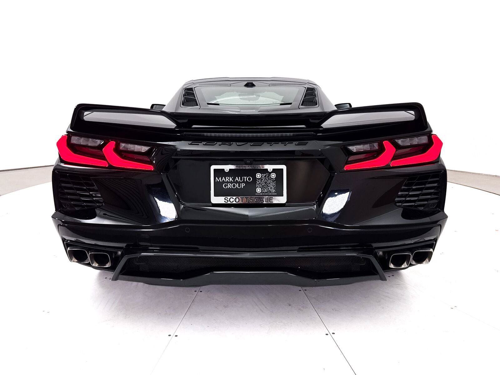 Used 2021 Chevrolet Corvette Stingray Premium Cpe w/ Z51 Performance Package RWD image 20