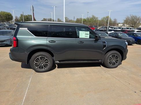 New 2026 Nissan Armada SL w/ Captain's Chari Seat Package RWD image 6