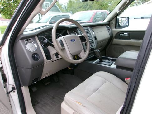 Used 2008 Ford Expedition EL XLT AWD/4WD image 5
