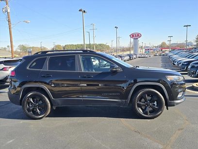 Used 2023 Jeep Cherokee Altitude Lux w/ Lux Elite Package