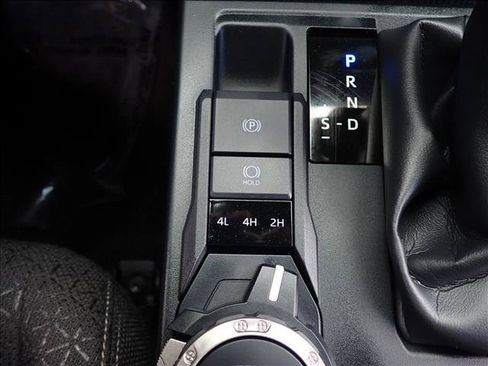 Used 2025 Toyota 4Runner SR5 AWD/4WD image 20