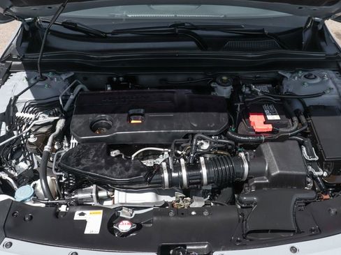 Used 2021 Honda Accord Sport image 11