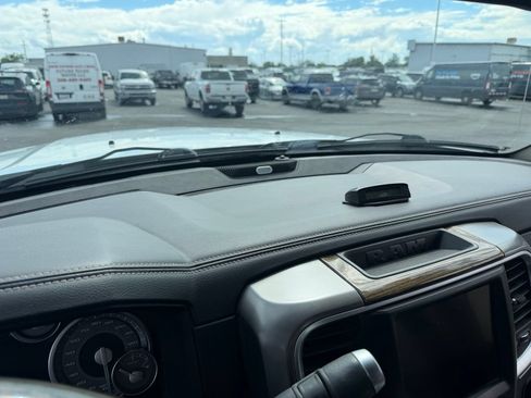 Used 2014 RAM 2500 Limited AWD/4WD image 12
