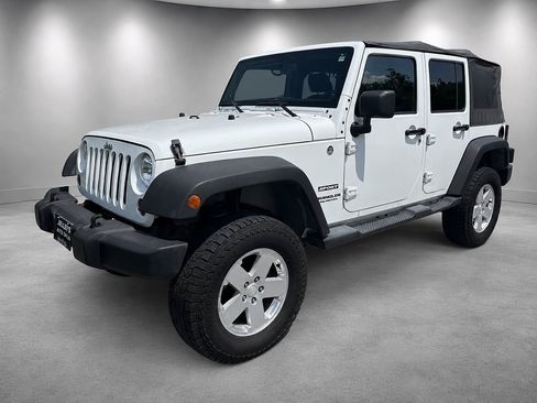 Used 2013 Jeep Wrangler Unlimited Sport AWD/4WD image 4