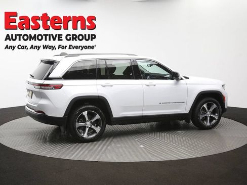 Used 2022 Jeep Grand Cherokee Limited 4xe w/ MOPAR Finishing Package AWD/4WD image 46