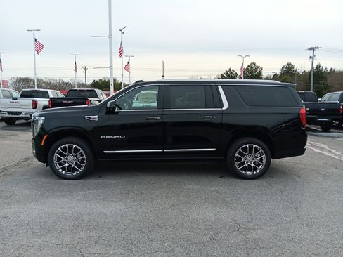 New 2026 GMC Yukon XL Denali w/ Sun & Power Step Package image 2