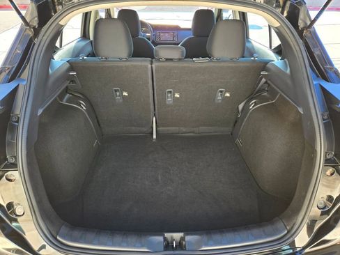 Used 2024 Nissan Kicks S FWD image 16