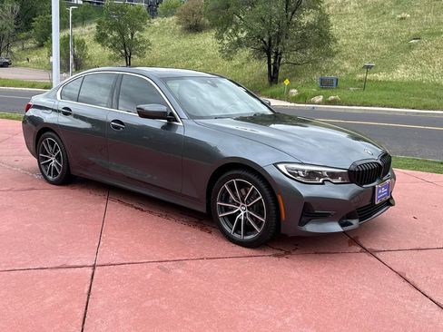 Used 2019 BMW 330i xDrive Sedan w/ Premium Package AWD/4WD image 1