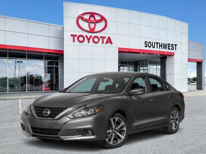 Used 2017 Nissan Altima 2.5 SR w/ Midnight Edition Package