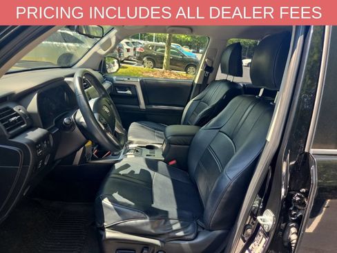 Used 2020 Toyota 4Runner SR5 AWD/4WD image 5