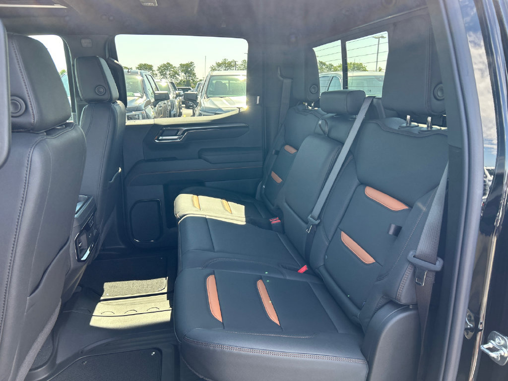 New 2026 GMC Sierra 1500 AT4 w/ AT4 Premium Package AWD/4WD image 37