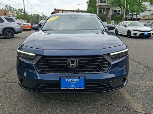 Used 2024 Honda Accord EX-L image 2