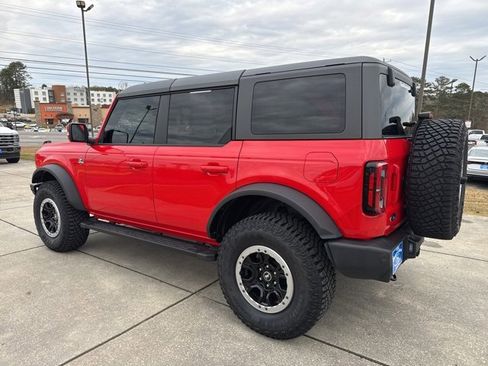 Used 2024 Ford Bronco Outer Banks w/ Sasquatch Package image 5