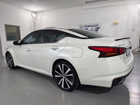 Used 2019 Nissan Altima 2.5 SR w/ SR Premium Package image 8