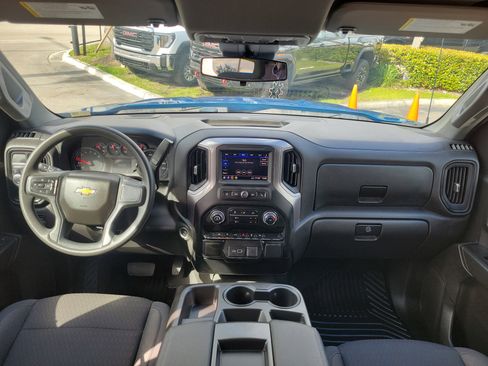 Used 2022 Chevrolet Silverado 1500 Custom image 16