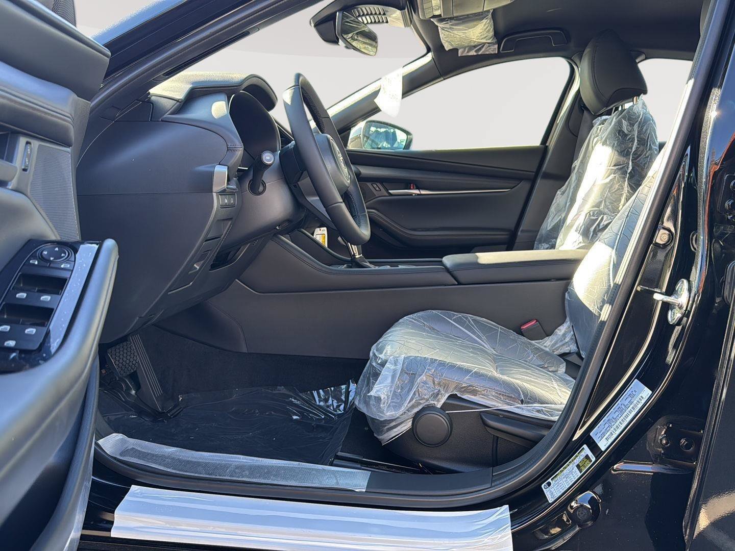 New 2026 MAZDA MAZDA3 s Sport FWD image 4