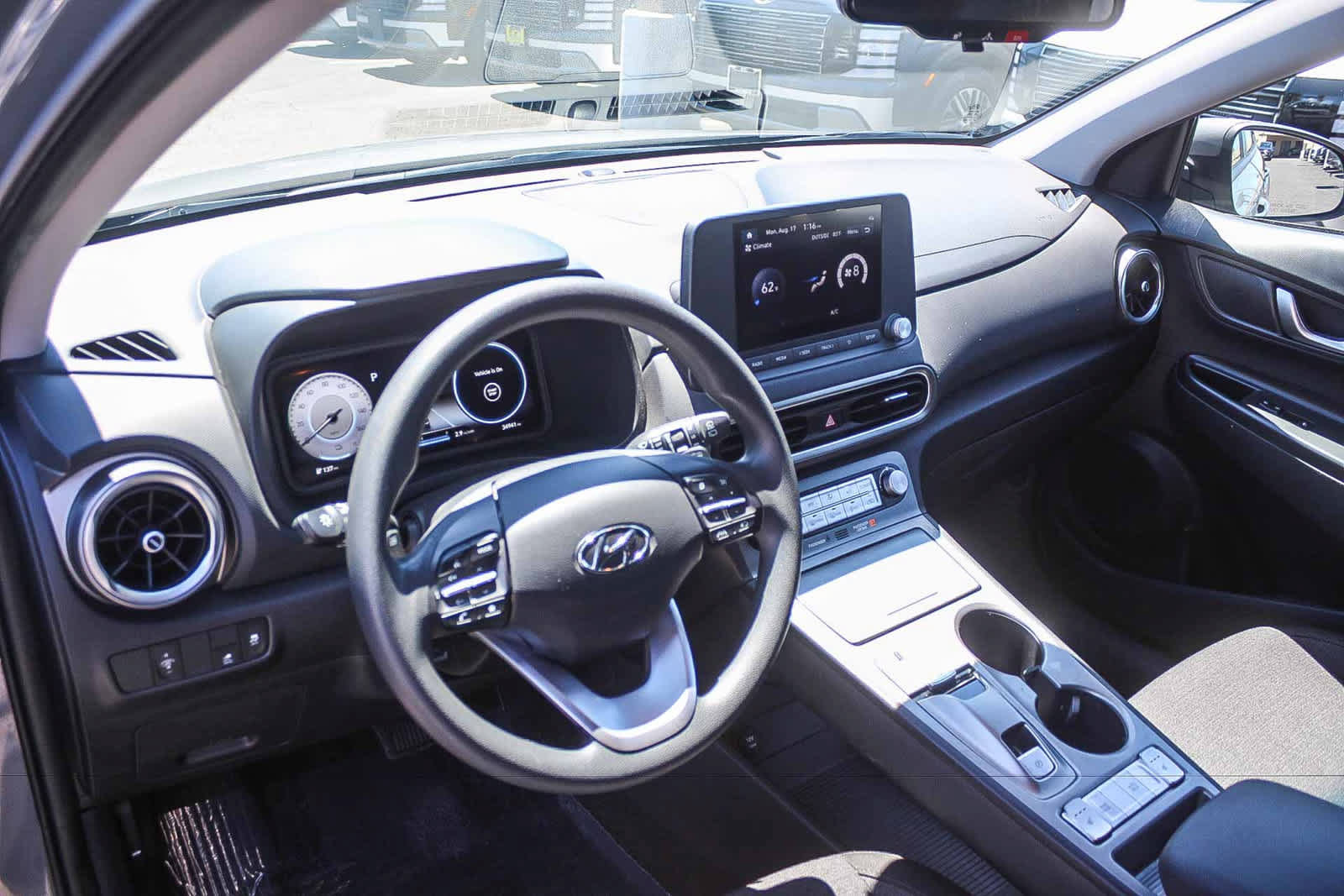 Certified 2023 Hyundai Kona SE FWD image 22
