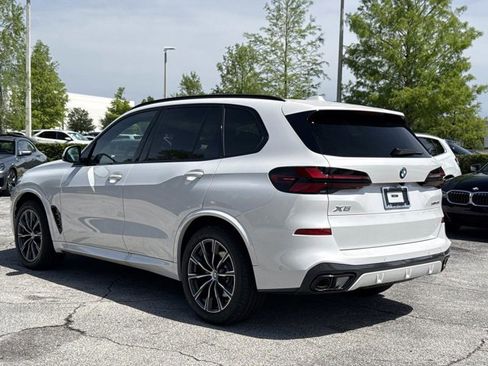 New 2026 BMW X5 xDrive40i w/ M Sport Package AWD/4WD image 5