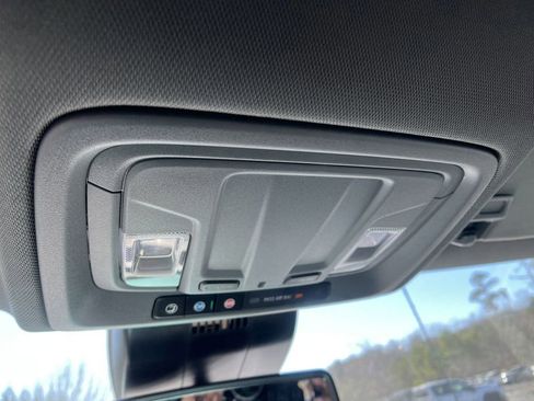 New 2025 GMC Sierra 3500 Pro w/ Convenience Package image 18