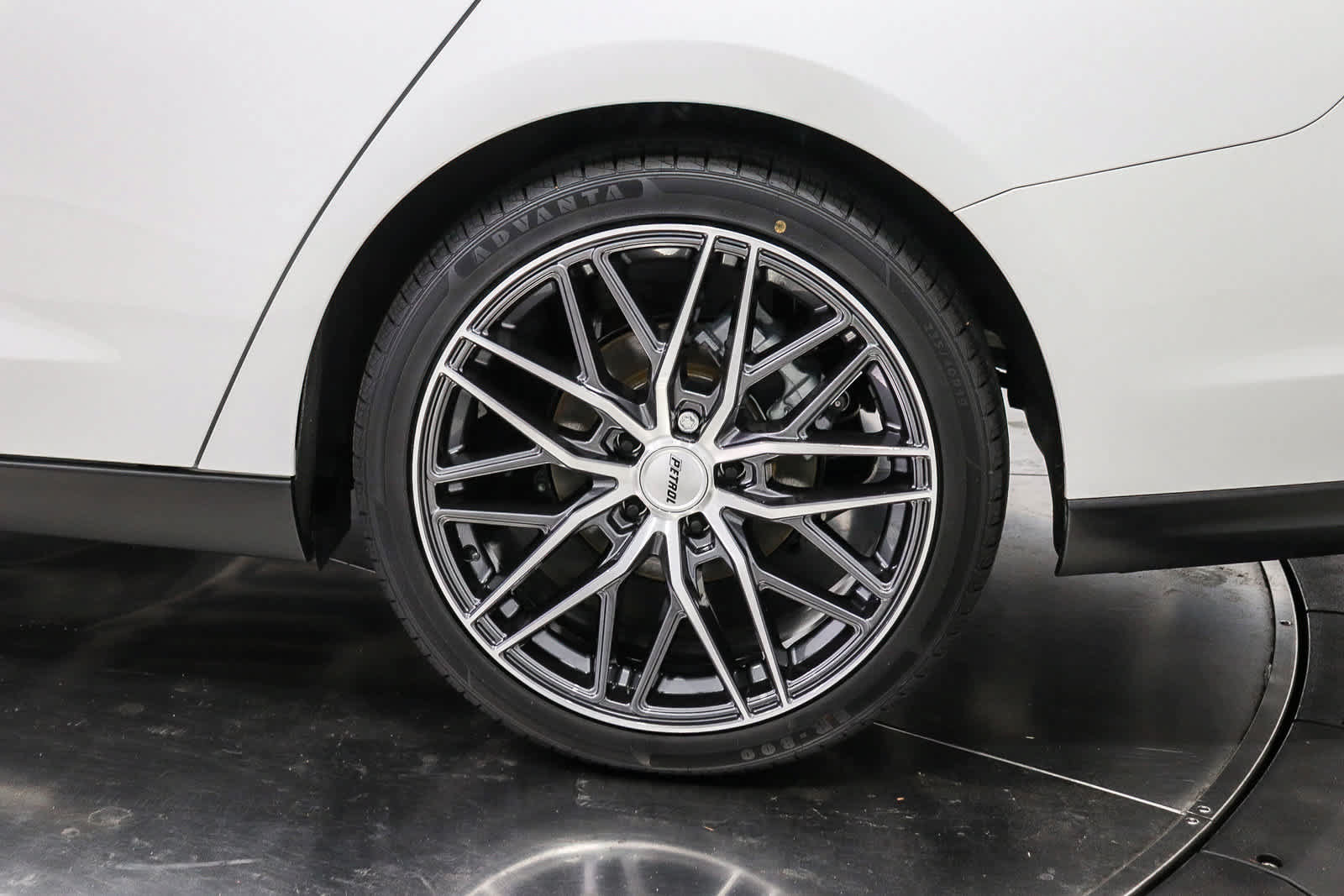 Used 2024 Honda Accord Sport image 10