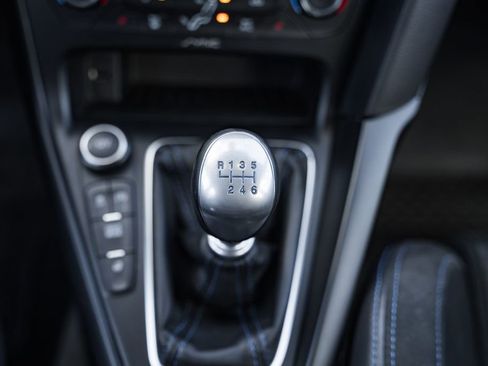 Used 2016 Ford Focus RS image 26