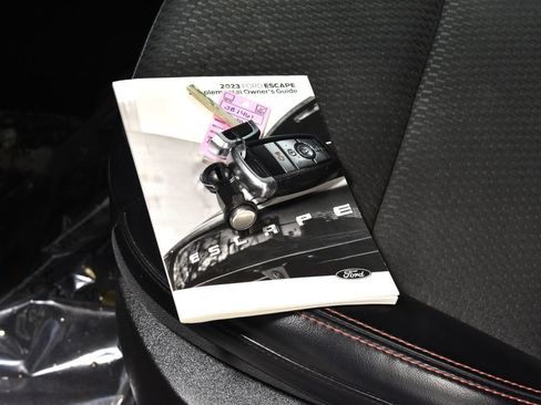 Used 2023 Ford Escape ST-Line image 39