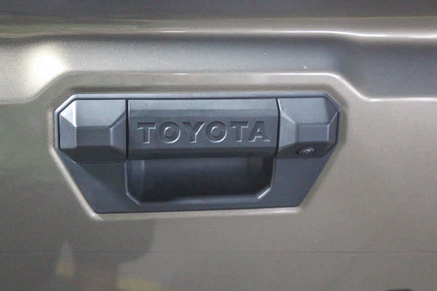 Used 2024 Toyota Tacoma TRD Sport RWD image 29