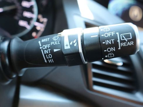 Used 2015 Acura RDX AWD w/ Technology Package image 33