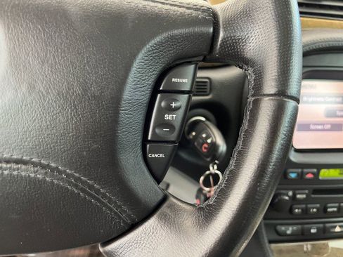 Used 2005 Jaguar S-TYPE R image 22