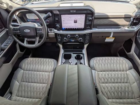 Used 2026 Ford F250 Platinum w/ Platinum Plus Package AWD/4WD image 16