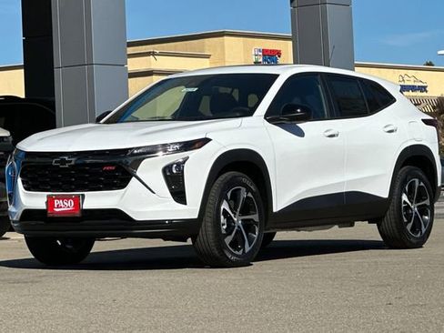 New 2026 Chevrolet Trax RS w/ Sunroof Package image 10