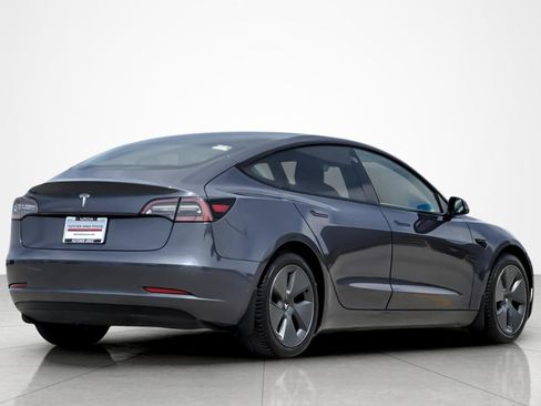 Used 2022 Tesla Model 3 Long Range AWD/4WD image 5